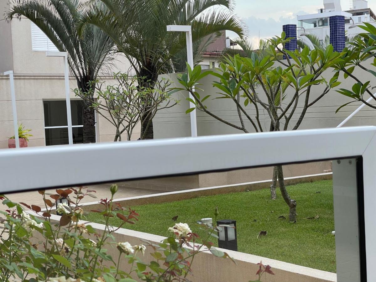 Lazer De Resort A Poucos Passos Da Praia Guarujá Eksteriør billede